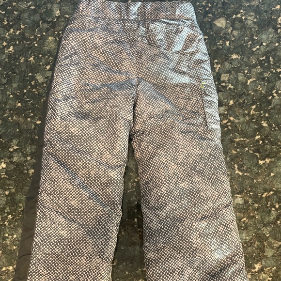 Snow pants for kids - Picture 2 of 4